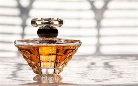 How Certain Perfumes Enhance Mood